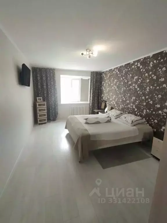 3-к кв. Чувашия, Чебоксары ул. Энтузиастов, 34 (92.3 м) - Фото 1
