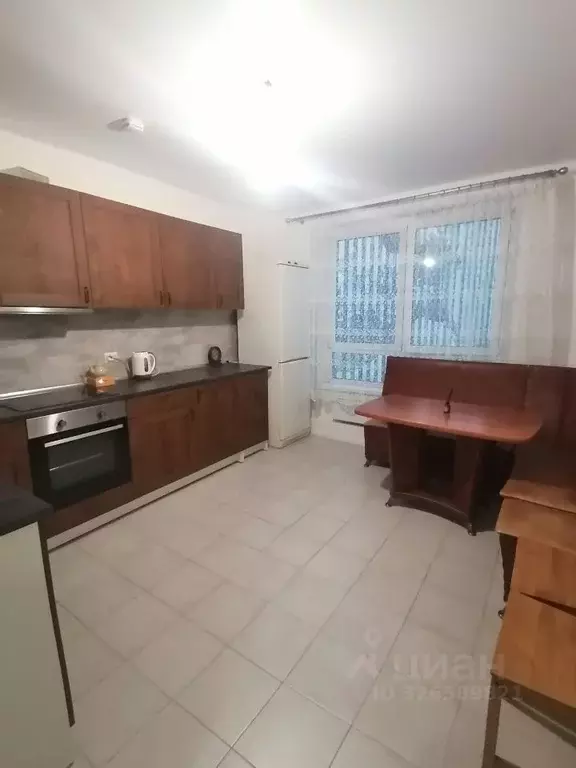 3-к кв. Москва ул. Поляны, 5Ак1 (80.0 м) - Фото 2