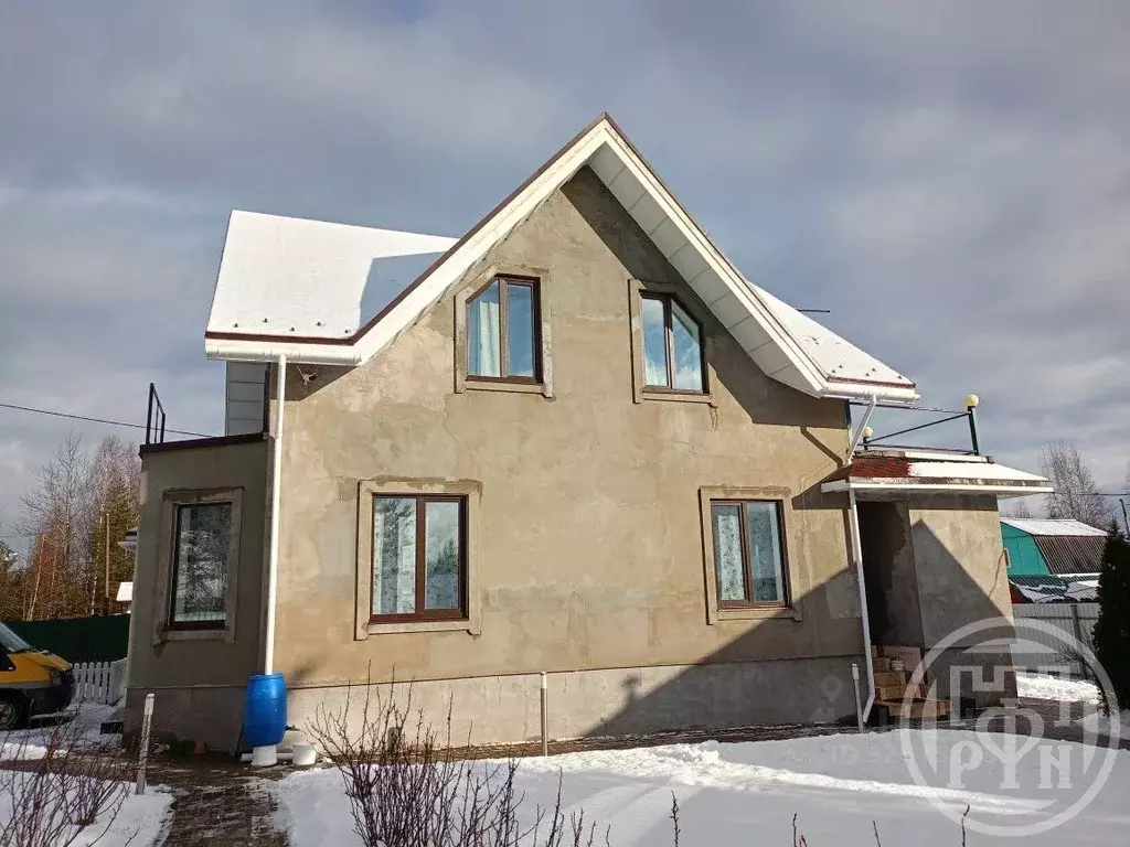 Дом в Ленинградская область, Выборгский район, Рощинское городское ... - Фото 2