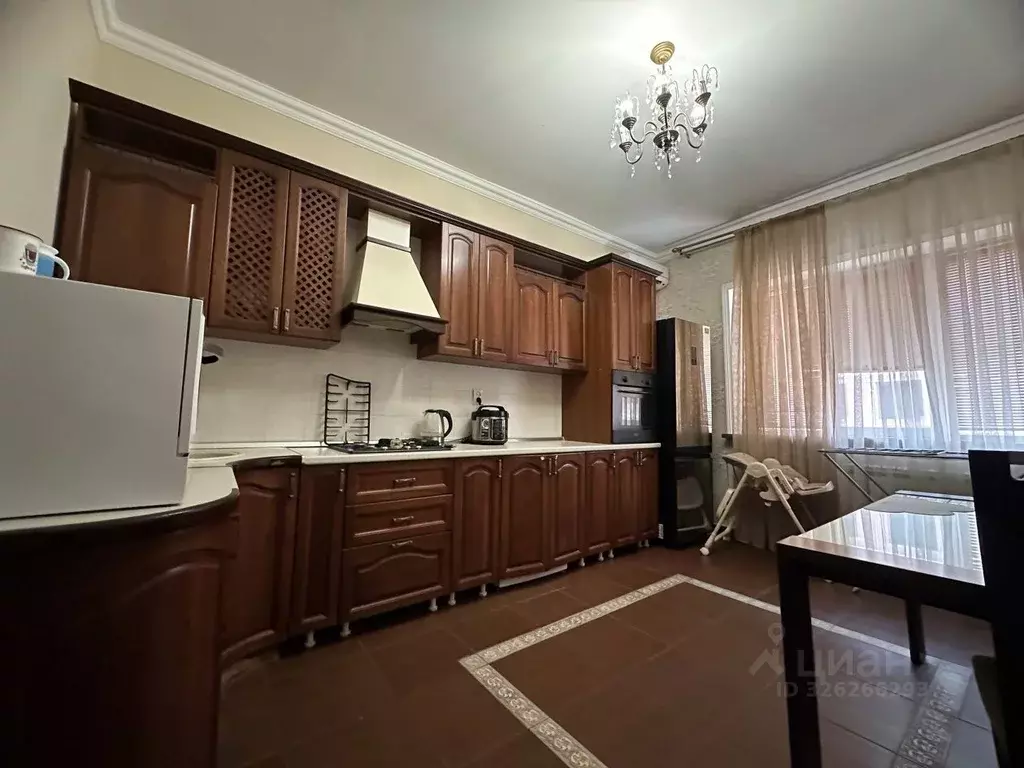 2-к кв. Кабардино-Балкария, Нальчик ул. Пушкина (76.0 м) - Фото 1