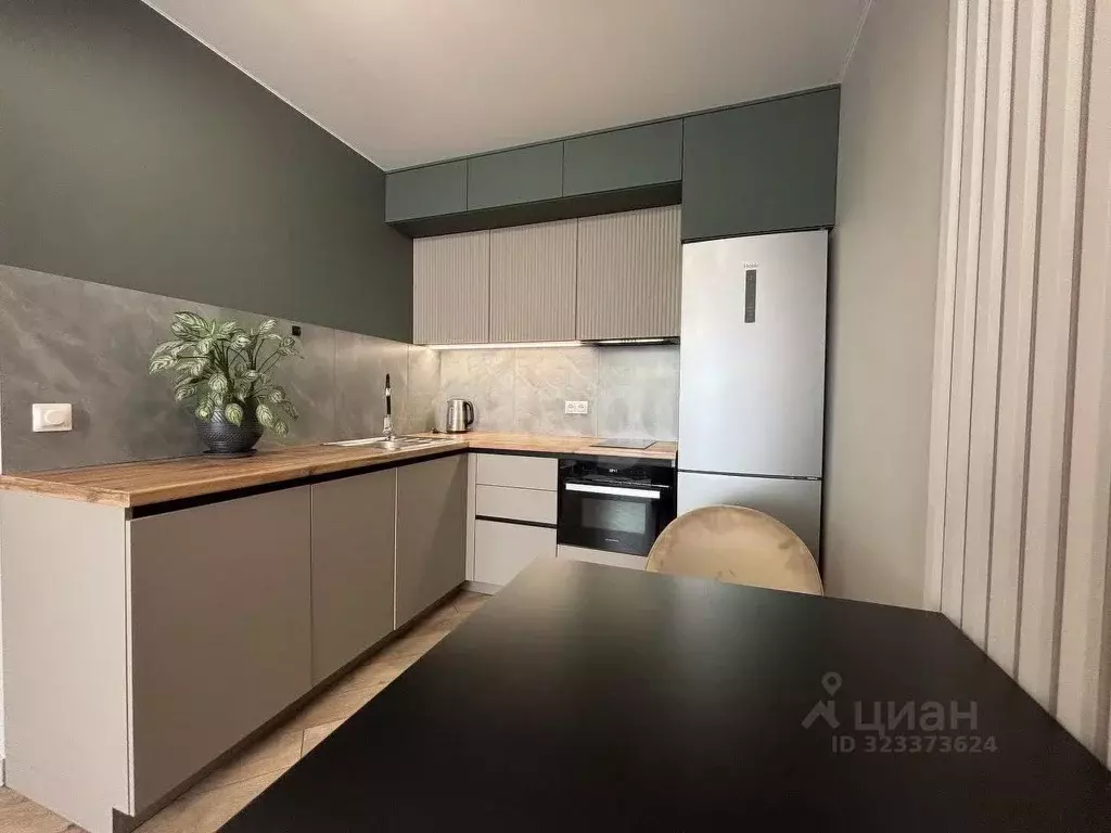 1-к кв. Тюменская область, Тюмень Харьковская ул., 74 (37.4 м) - Фото 0