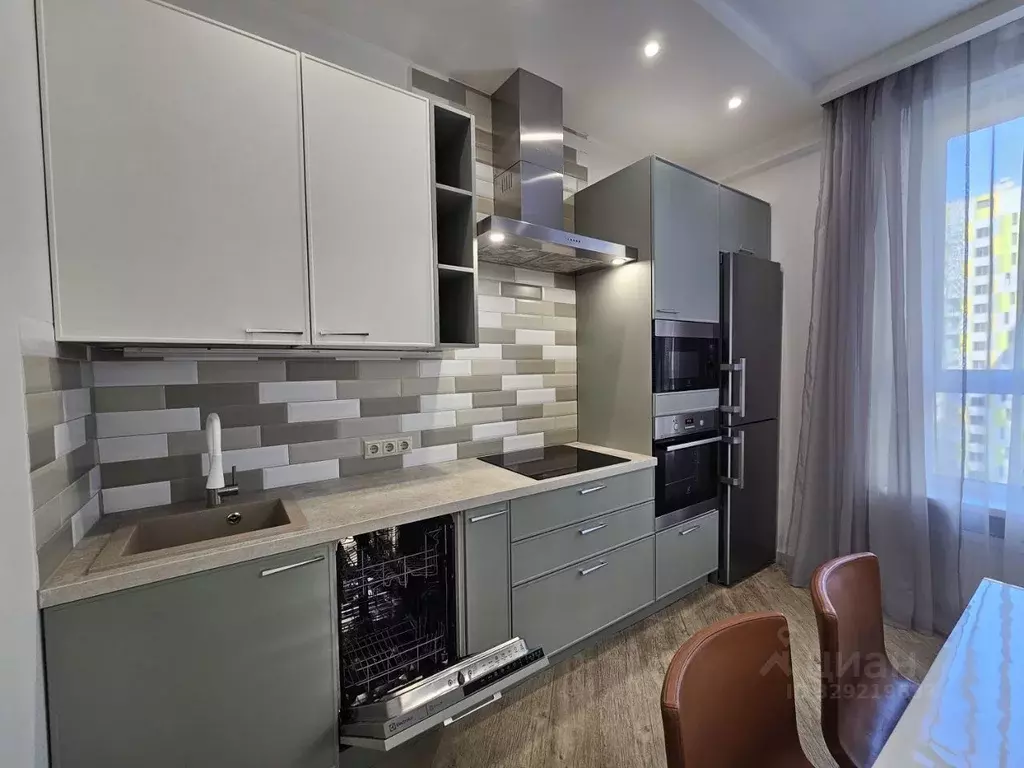 2-к кв. Москва Береговой проезд, 5к3 (88.0 м) - Фото 1