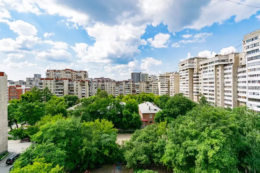 2-к кв. Свердловская область, Екатеринбург ул. Ильича, 45 (50.0 м) - Фото 1