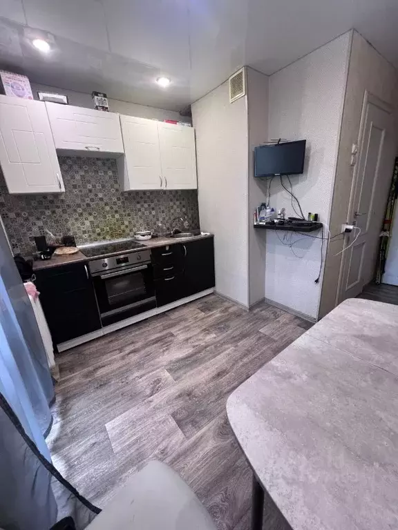2-к кв. Вологодская область, Череповец Остинская ул., 3 (49.0 м) - Фото 1