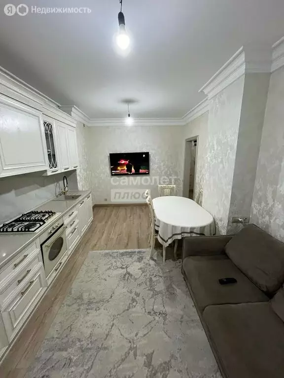 2-комнатная квартира: город Кизилюрт, улица Гагарина, 82 (62.7 м) - Фото 1