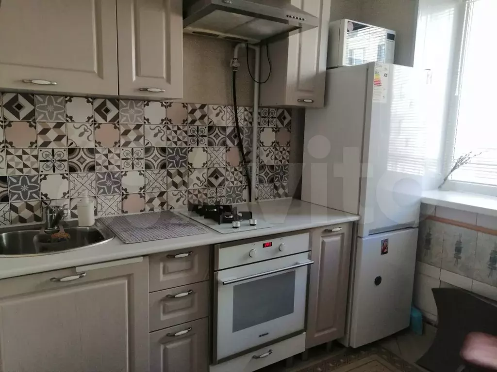 1-к. квартира, 40 м, 1/5 эт. - Фото 0