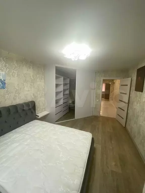1-к. квартира, 52 м, 1/9 эт. - Фото 0