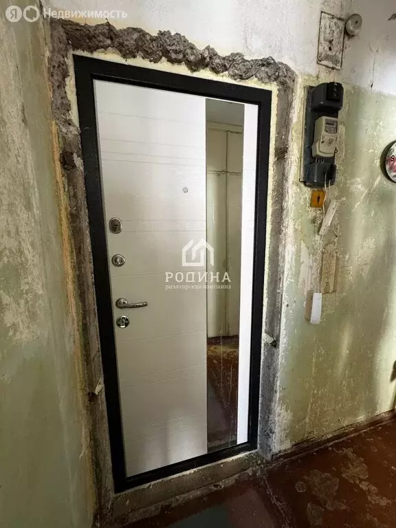 3-комнатная квартира: Комсомольск-на-Амуре, улица Дикопольцева, 32к2 ... - Фото 1