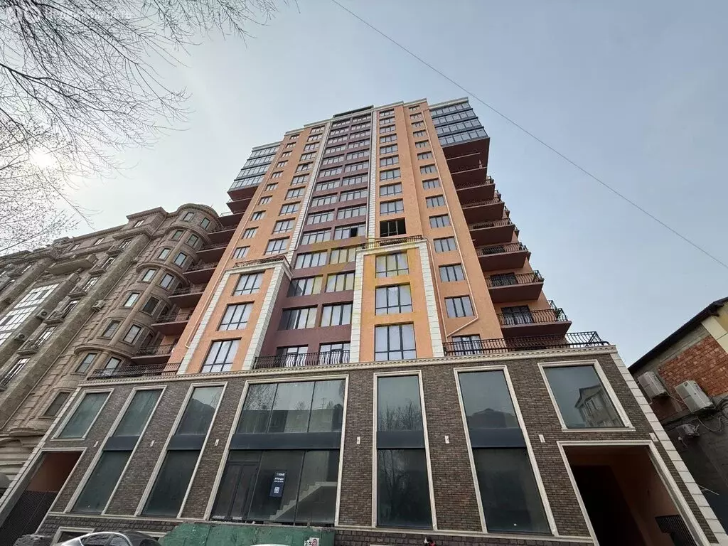 2-комнатная квартира: Махачкала, улица Лаптиева, 70 (121 м) - Фото 2