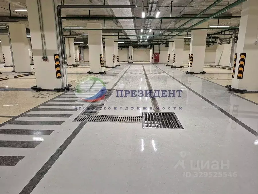 Гараж в Нижегородская область, Нижний Новгород ул. Белинского, 23 (14 ... - Фото 1