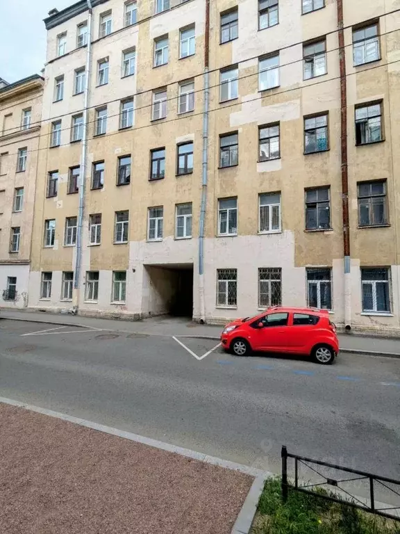Комната Санкт-Петербург 14-я Васильевского острова линия, 97 (27.6 м) - Фото 1