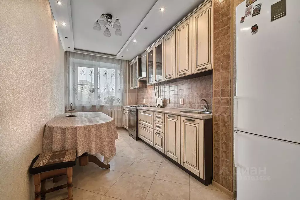 3-к кв. Калужская область, Обнинск ул. Энгельса, 30 (65.0 м) - Фото 2