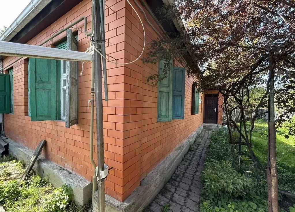 Дом в Краснодарский край, Лабинск ул. Горького, 114 (72 м) - Фото 1
