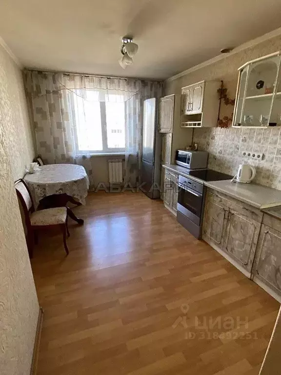 4-к кв. Красноярский край, Красноярск Светлогорская ул., 27Д (80.0 м) - Фото 1