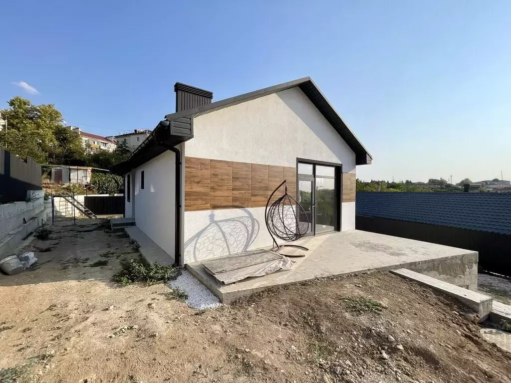 Дом в Севастополь ул. Гранатная, 12 (102 м) - Фото 1