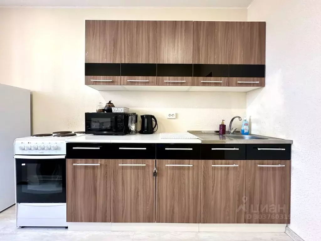 1-к кв. Тюменская область, Тобольск 15-й мкр, 42 (33.0 м) - Фото 2