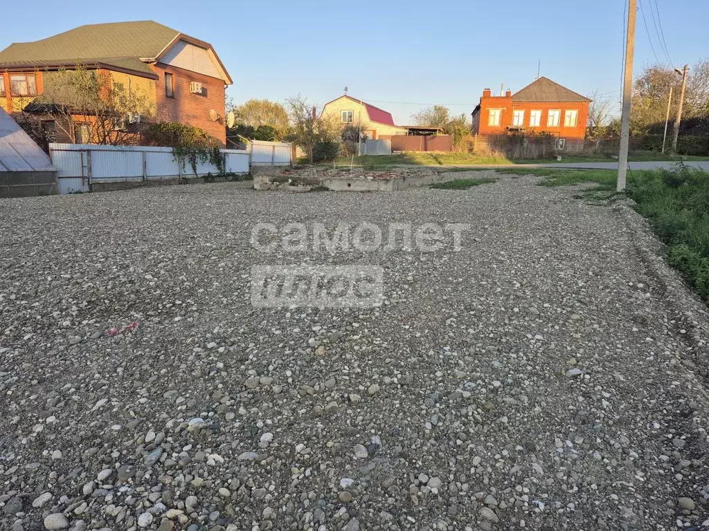 Участок в Краснодарский край, Апшеронск пер. Щорса (5.9 сот.) - Фото 1