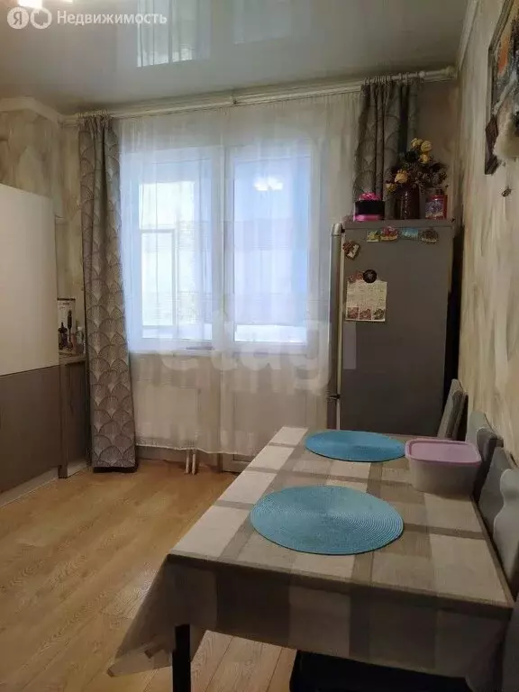 3-комнатная квартира: Калининград, Малая Лесная улица, 28 (76.6 м) - Фото 0