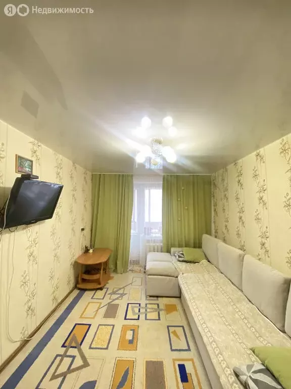 3-комнатная квартира: Воткинск, улица Луначарского, 24 (50 м) - Фото 2