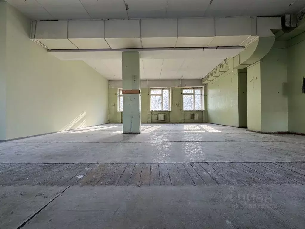 Помещение свободного назначения в Кировская область, Киров ул. ... - Фото 1