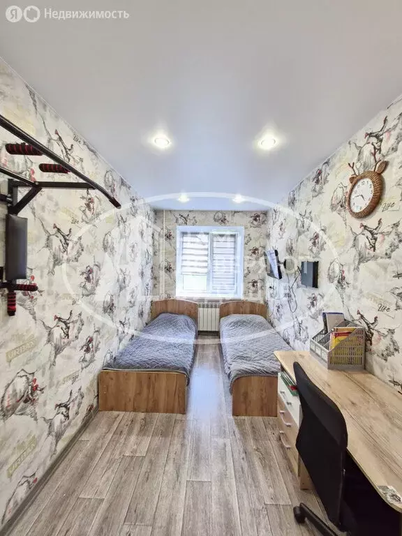 3-комнатная квартира: Лысьва, улица Орджоникидзе, 10Г (56 м) - Фото 0