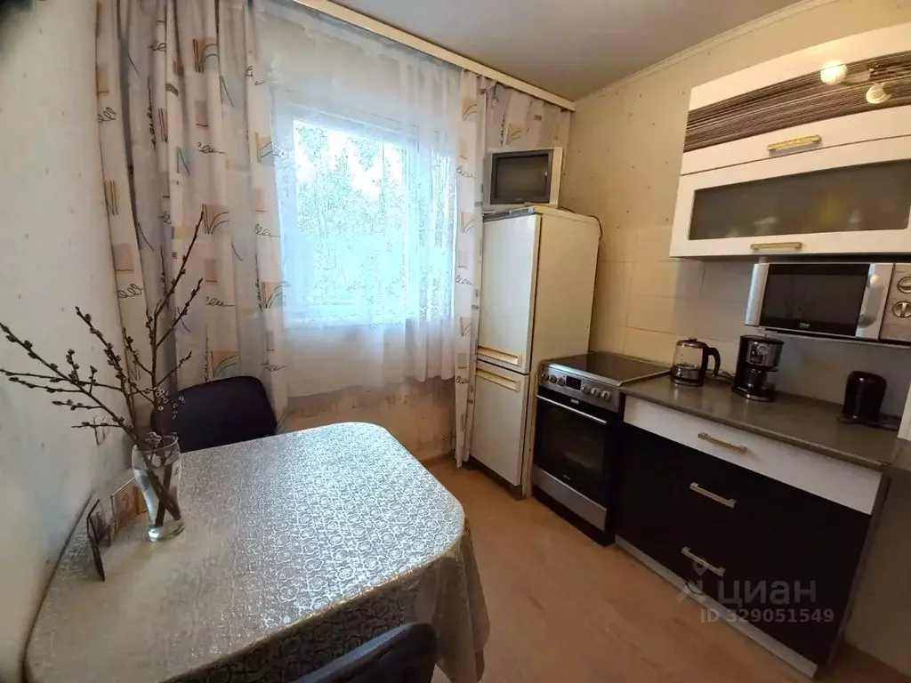3-к кв. Мурманская область, Мурманск ул. Баумана, 57 (59.0 м) - Фото 2