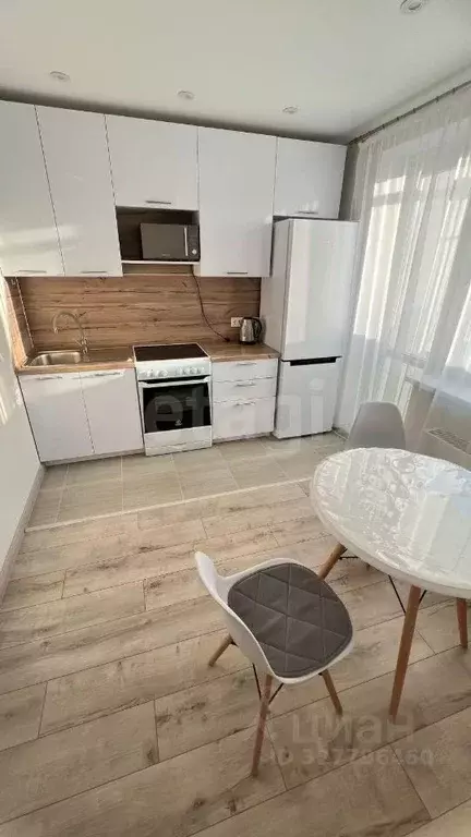 1-к кв. Тюменская область, Тюмень ул. Павла Шарова, 5 (37.0 м) - Фото 1