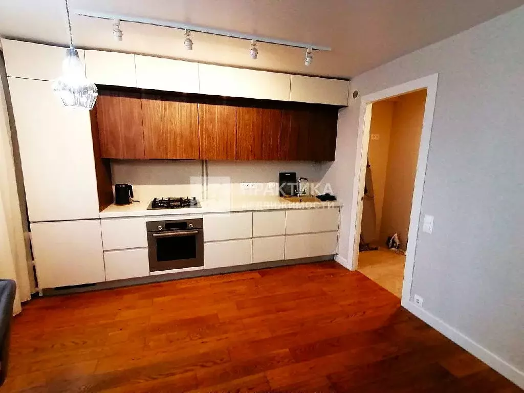 Продается 3-комнатная квартира - Фото 1