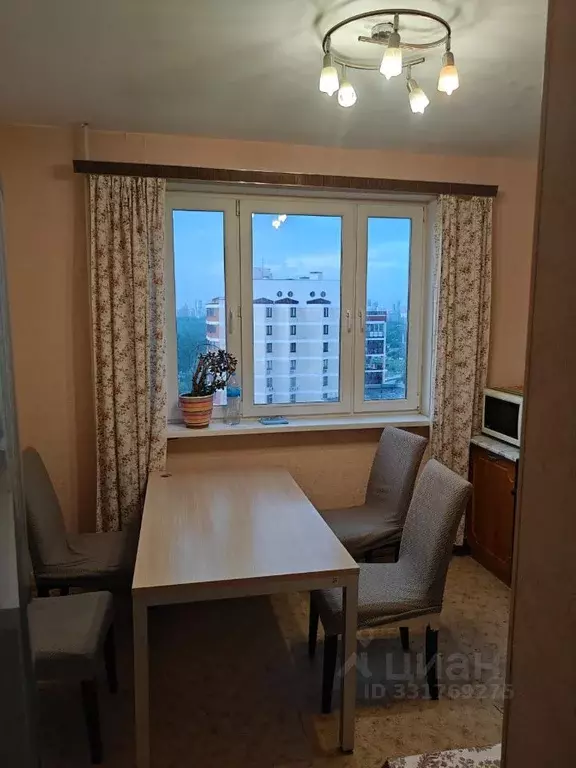 2-к кв. Москва ул. Крылатские Холмы, 1 (57.8 м) - Фото 1