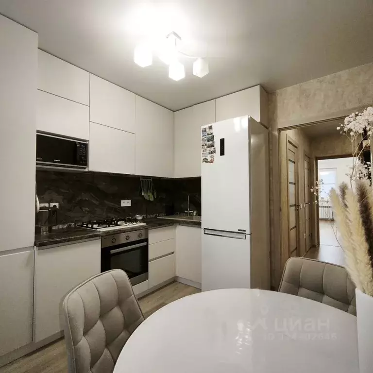 2-к кв. Волгоградская область, Волгоград ул. Добрушина, 35 (43.7 м) - Фото 1