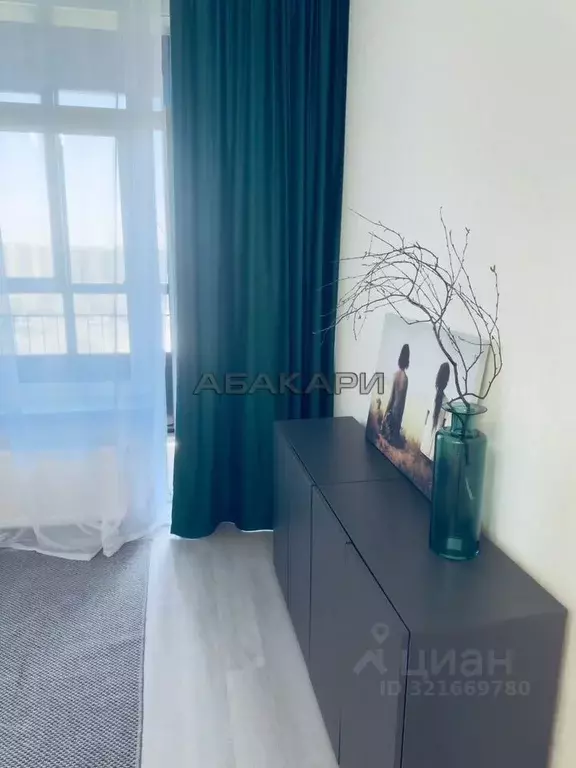 Студия Красноярский край, Красноярск Октябрьская ул., 16 (28.0 м) - Фото 1