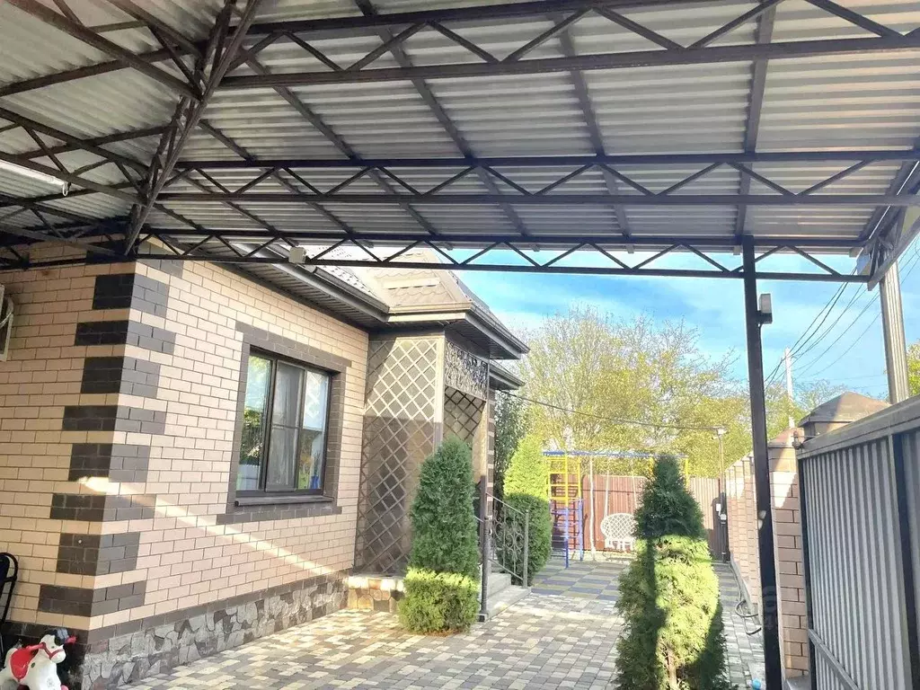 Дом в Краснодарский край, Белореченск пл. Центральная (60 м) - Фото 1