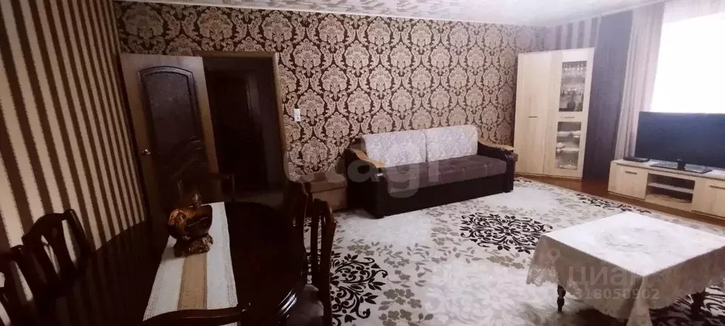 Дом в Белгородская область, Алексеевский муниципальный округ, Гезов ... - Фото 1