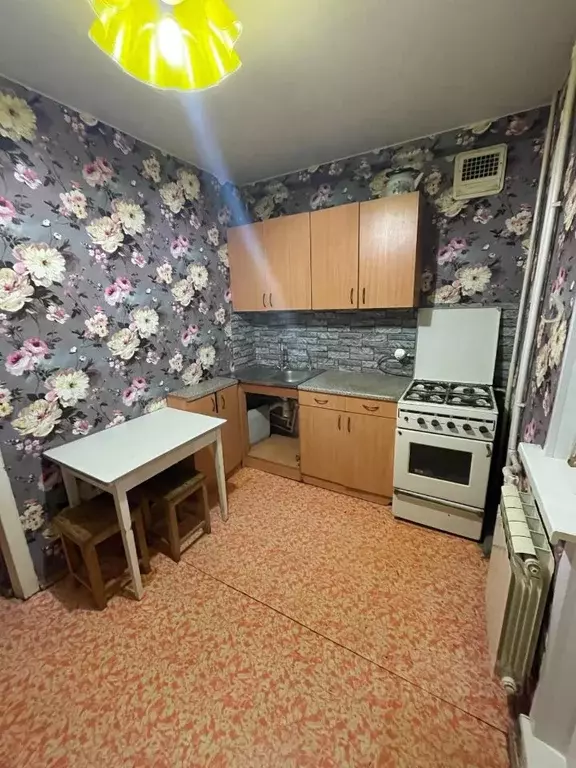 2-к кв. Воронежская область, Воронеж ул. Моисеева, 71 (43.5 м) - Фото 0