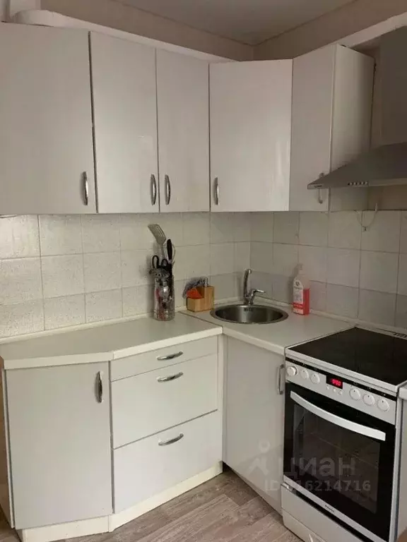 2-к кв. Новосибирская область, Новосибирск ул. Немировича-Данченко, ... - Фото 0