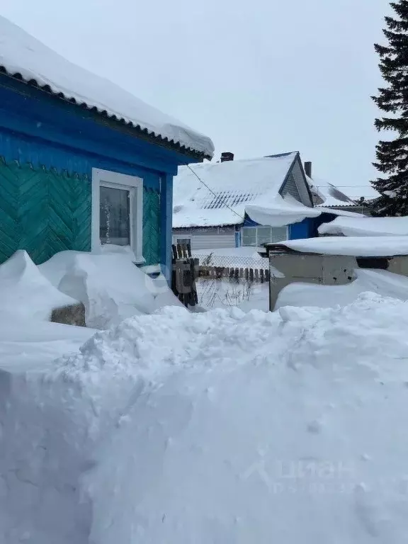 Дом в Кемеровская область, Прокопьевский район, пос. Трудармейский  ... - Фото 1