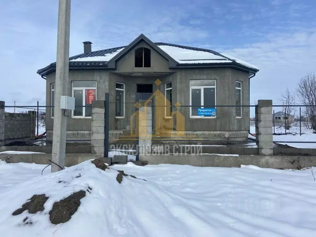 Дом в Ставропольский край, Предгорный муниципальный округ, пос. ... - Фото 1