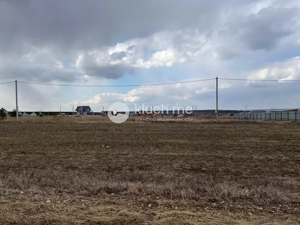 Участок в Татарстан, Пестречинский район, с. Ленино-Кокушкино ул. ... - Фото 1