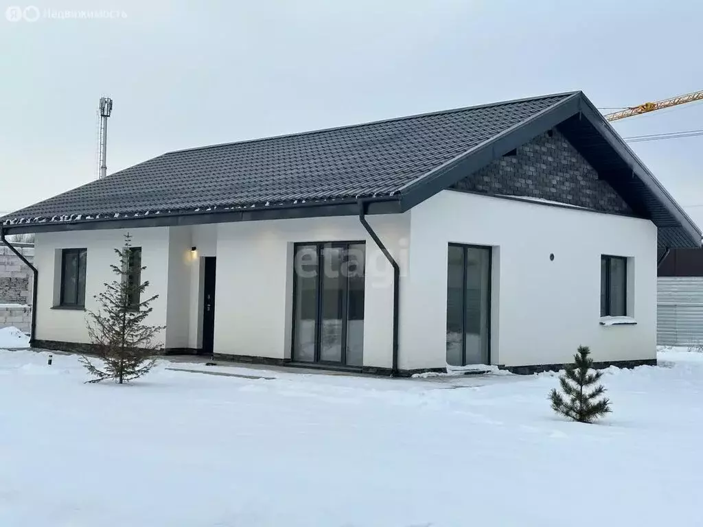 Дом в село Новолуговое, Ежевичная улица (100 м) - Фото 1