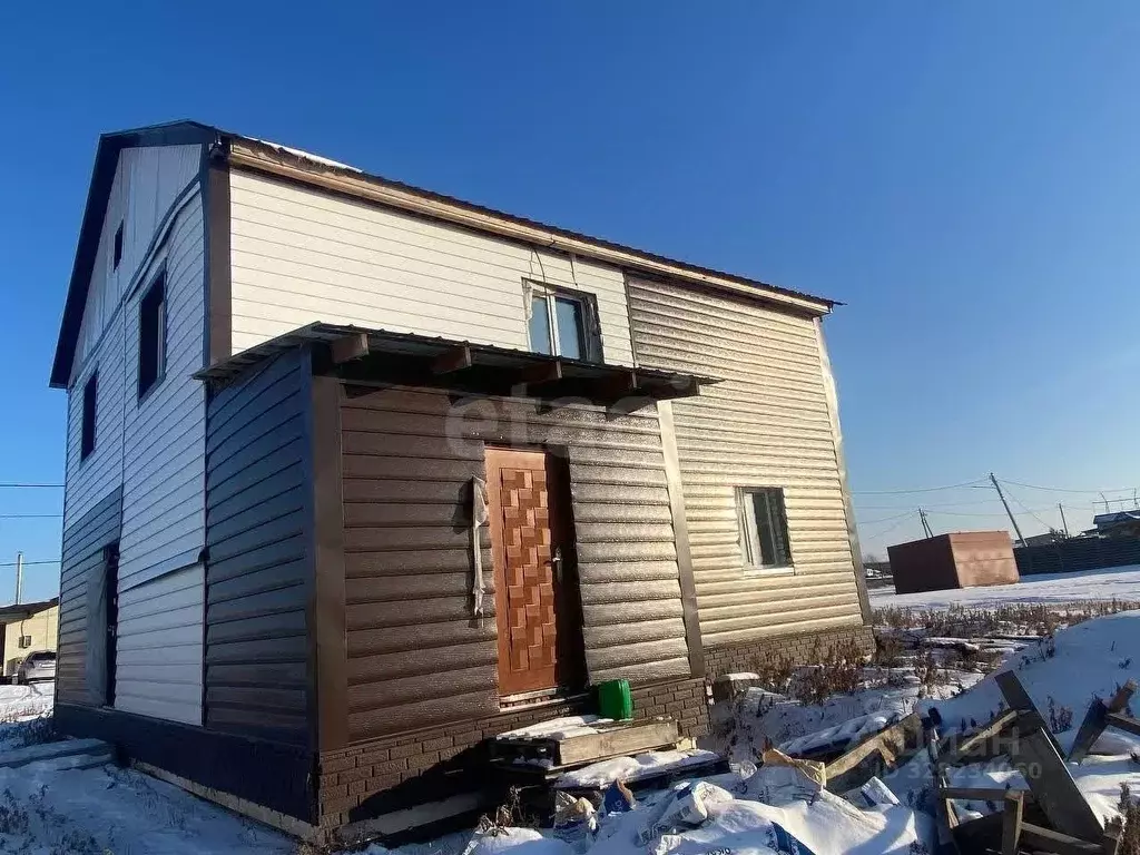 Дом в Амурская область, Белогорский муниципальный округ, с. Васильевка ... - Фото 1