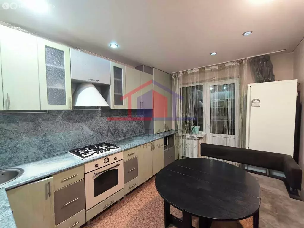 2-комнатная квартира: Губкин, улица Петра Великого, 26А (55.1 м) - Фото 1