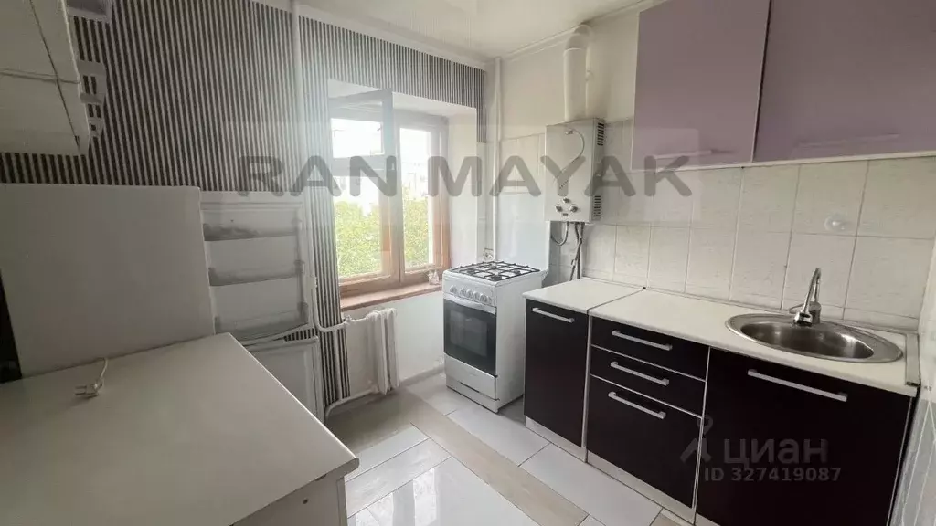 2-к кв. Адыгея, Майкоп Краснооктябрьская ул., 31 (41.0 м) - Фото 1