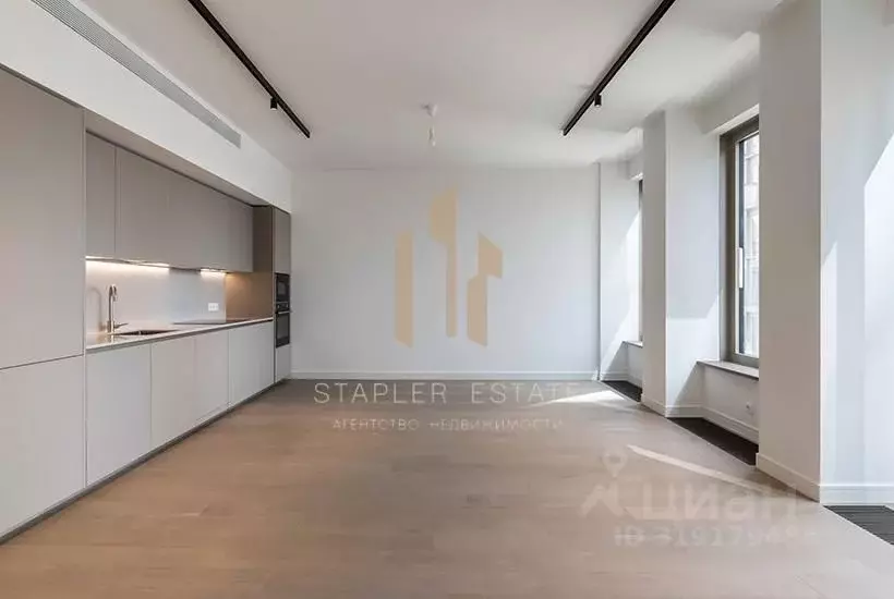 4-к кв. Москва ул. Костикова, 4к3 (234.0 м) - Фото 0