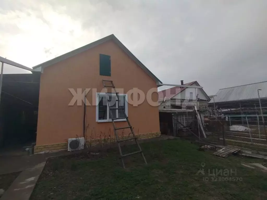 Дом в Ставропольский край, Георгиевск Садовый пер. (107 м) - Фото 1