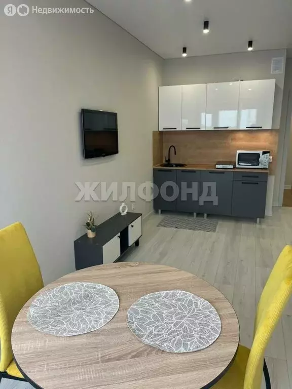 Квартира-студия: Абакан, улица Генерала Тихонова, 8 (27 м) - Фото 0