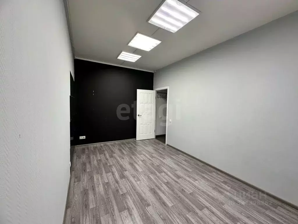 Офис в Владимирская область, Ковров просп. Ленина, 37 (37 м) - Фото 1