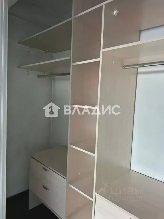 2-к кв. Бурятия, Улан-Удэ Геологическая ул., 28А (64.5 м) - Фото 1