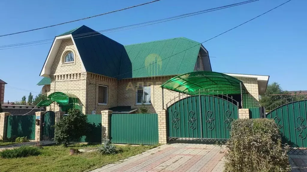 Дом в Оренбургская область, Оренбургский район, с. Южный урал ул. ... - Фото 0