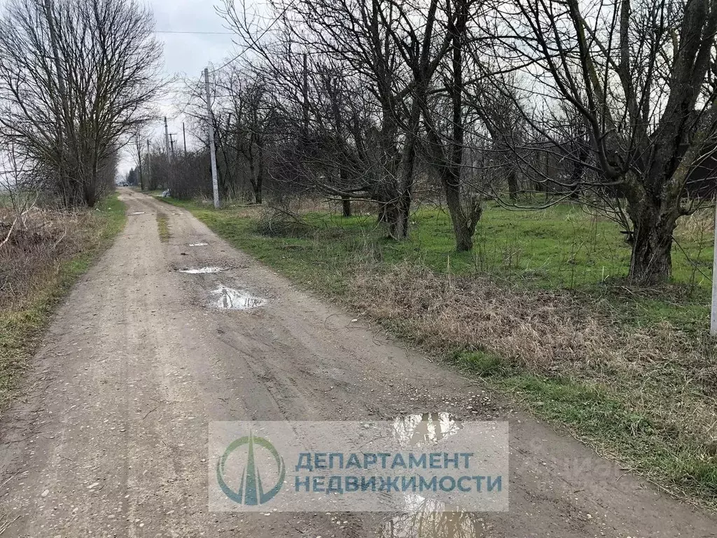 Участок в Краснодарский край, Динской район, Новотитаровская ст-ца ул. ... - Фото 0