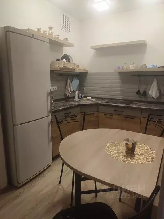 Студия Белгородская область, Белгород ул. Семейная, 31 (27.8 м) - Фото 2